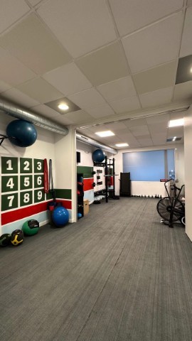 FISIOTERAPEUTA y ENTRENADOR PERSONAL. Centro Deportivo Equipo EGN Gijón