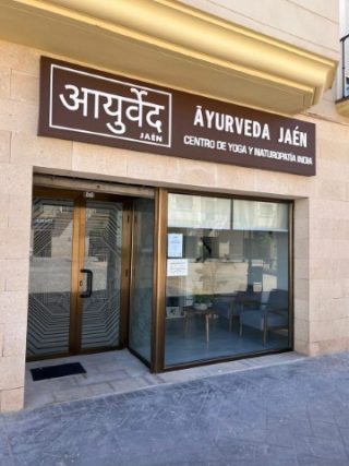 Ayurveda Jaén: Centro de yoga y naturopatía