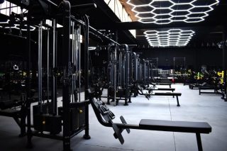 DIAMOND GYM
