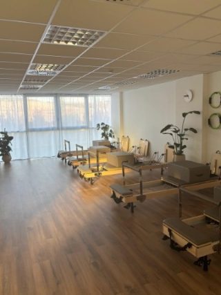 Simbha Studio - Centro de pilates y yoga , Pamplona