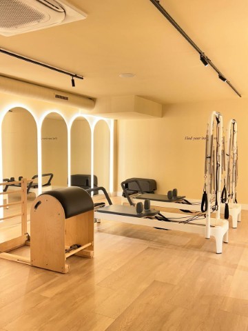 Intuė Pilates & Barre - Barcelona