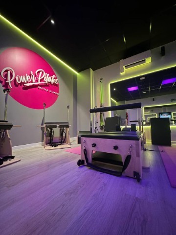 POWER PILATES - Entrenamiento Para Mujeres