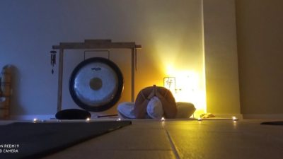 hacia la quietud YOGA y MEDITACIÓN - Badajoz