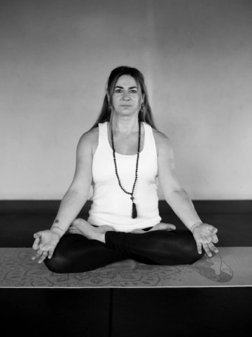 Lorena Alós | Yoga · Aeroyoga · Movilidad & Flexibilidad en Cambrils