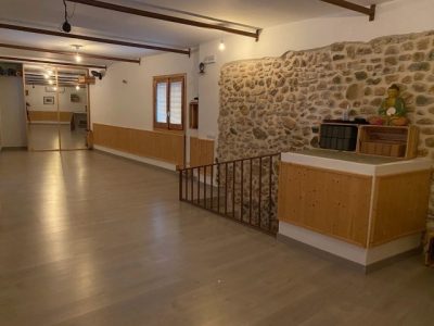 Yoga Montroig del camp